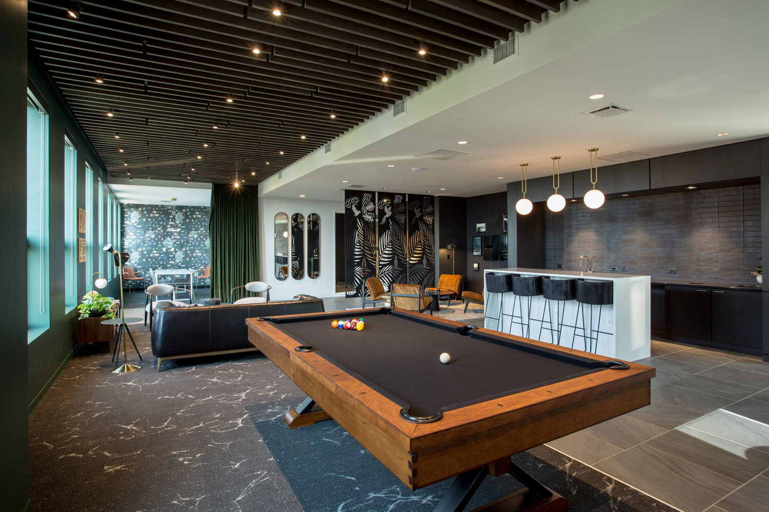 520-East-Common-Area-Downing-Club-2-1500x1000
