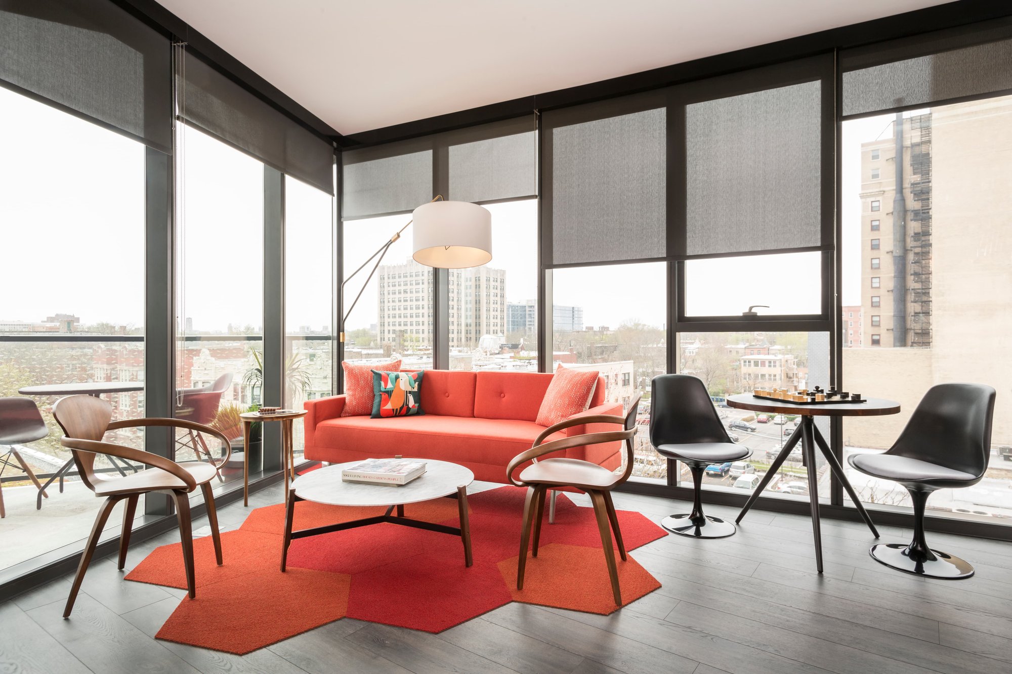 City Hyde Park living room with rug